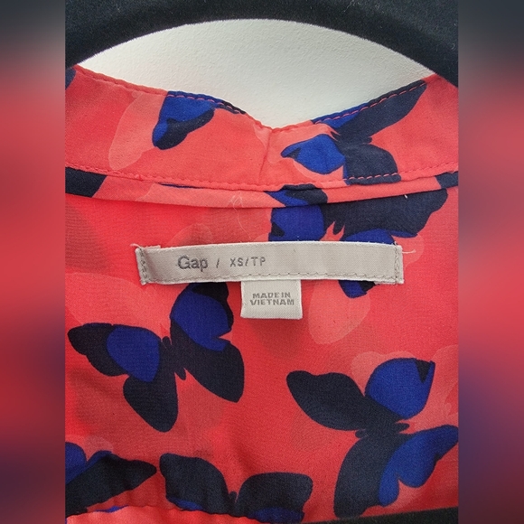Red Gap Butterfly Blouse XS - Picture 2 of 2